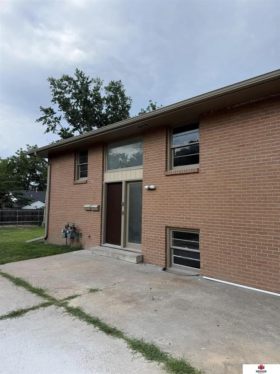 3310 Y Street, Lincoln, NE 68503 - #3