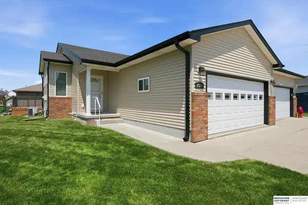 2520 Winston Circle, Fremont, NE 68025