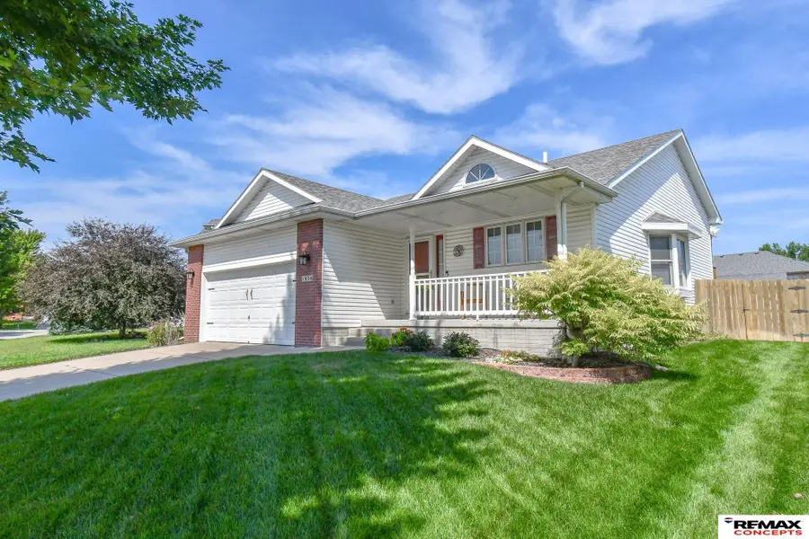 1636 Blackhawk Drive, Lincoln, NE 68521 - #2