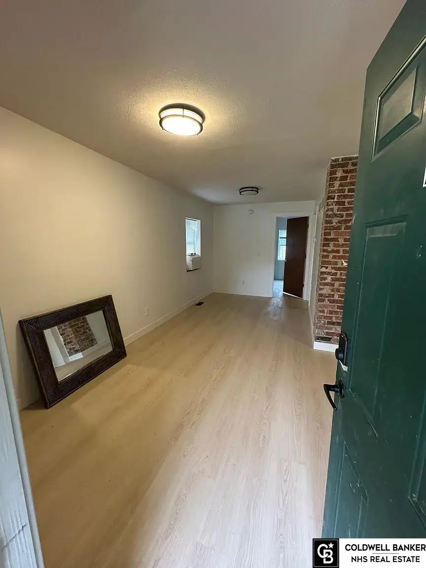 1115 S 14th Street, Lincoln, NE 68502 - #2