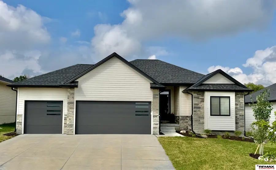 8832 Buckley Creek Road, Lincoln, NE 68520 - #2
