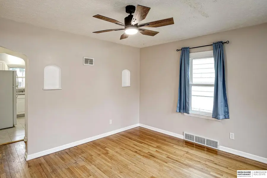 6030 Decatur Street, Omaha, NE 68104 - #3