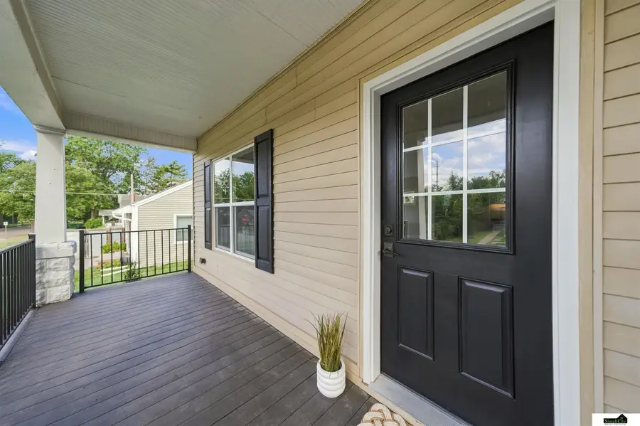 5610 Walker Avenue, Lincoln, NE 68507 - #2