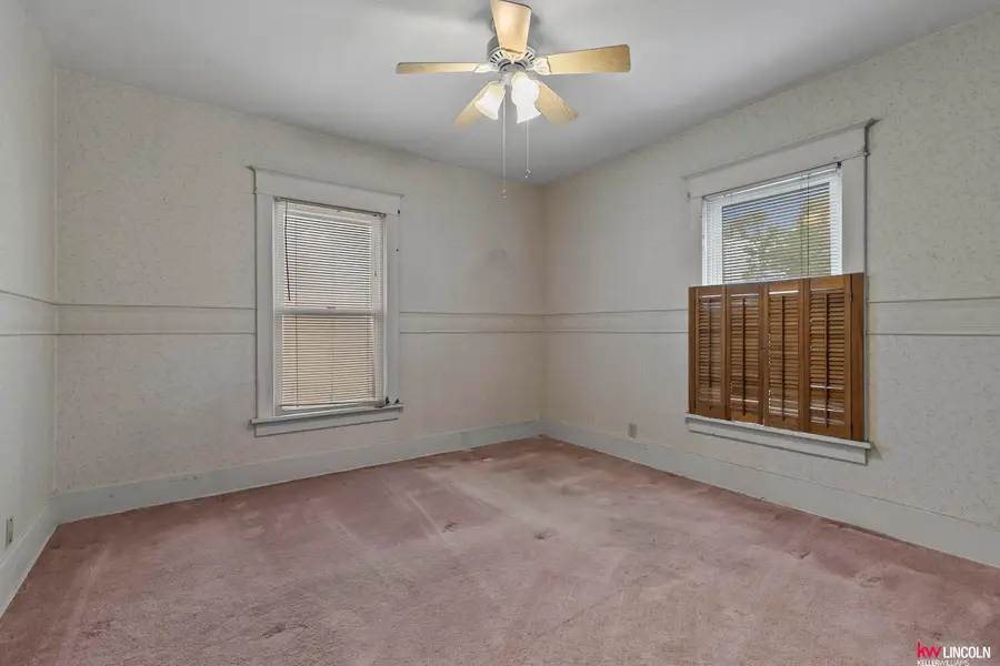1608 S 23 Street, Lincoln, NE 68502 - #2