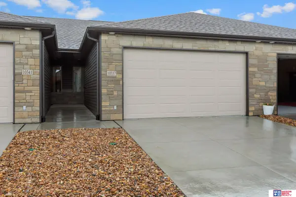 10337 Wayborough Lane, Lincoln, NE 68527