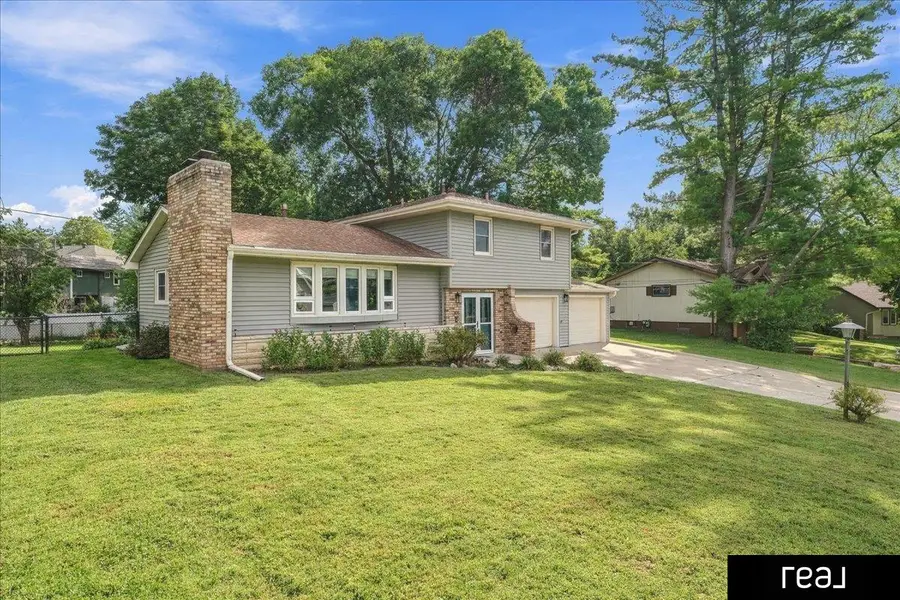 201 Lorraine Drive, Bellevue, NE 68005 - #3
