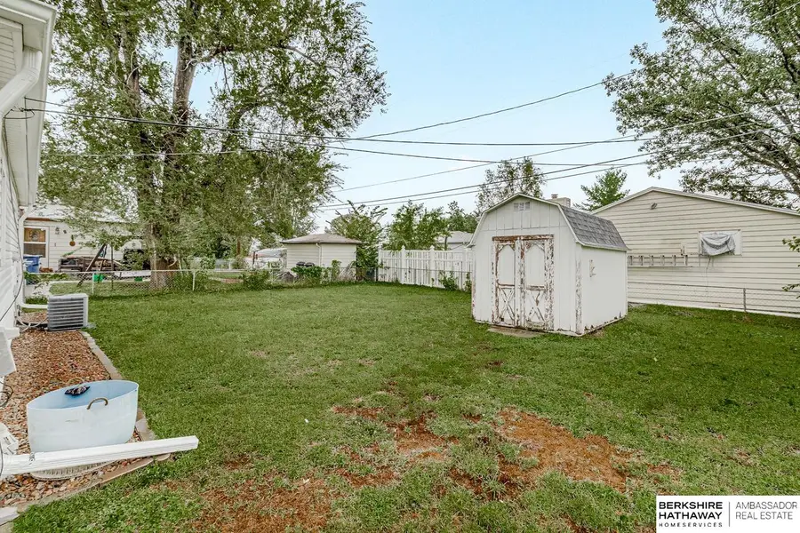 7309 Joseph Avenue, La Vista, NE 68128 - #2