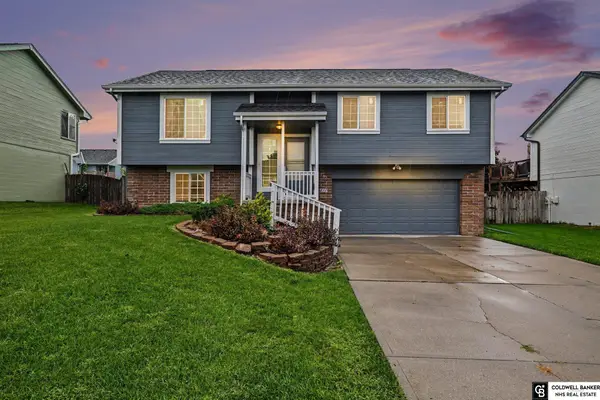 610 Rosewood Avenue, Papillion, NE 68133