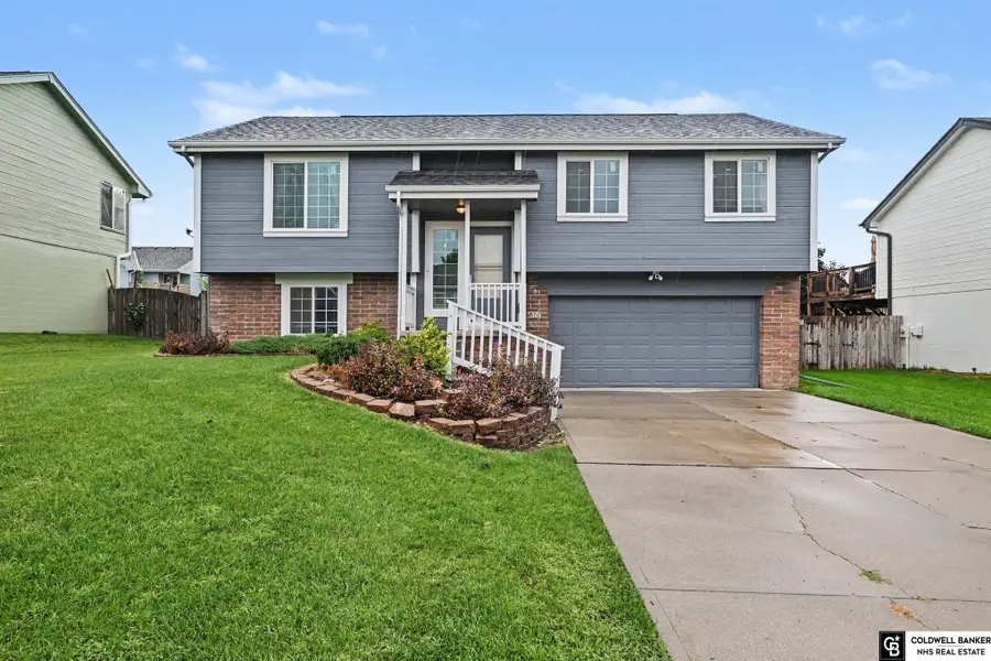 610 Rosewood Avenue, Papillion, NE 68133 - #3