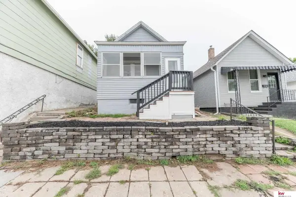 5237 S 21st Street, Omaha, NE 68107