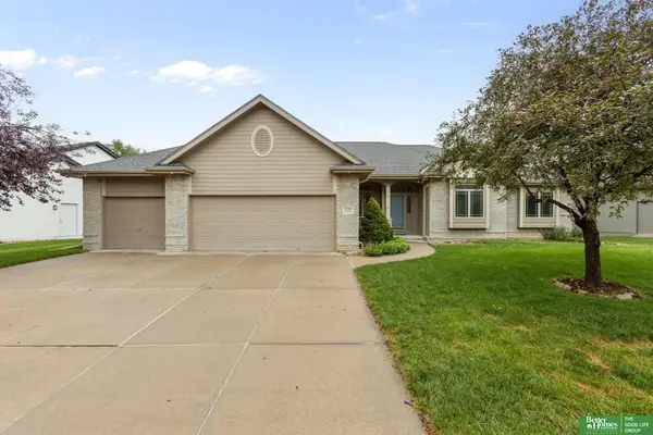 18302 Honeysuckle Drive, Omaha, NE 68022