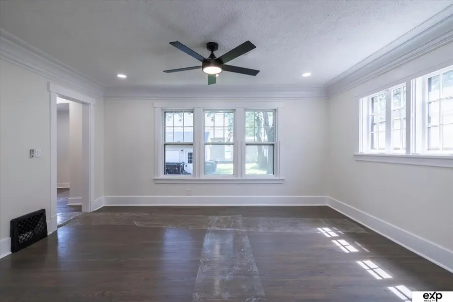 115 S 54th Street, Omaha, NE 68132 - #3
