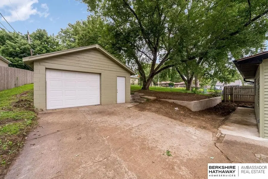 7306 S 28th Street, Bellevue, NE 68147 - #2