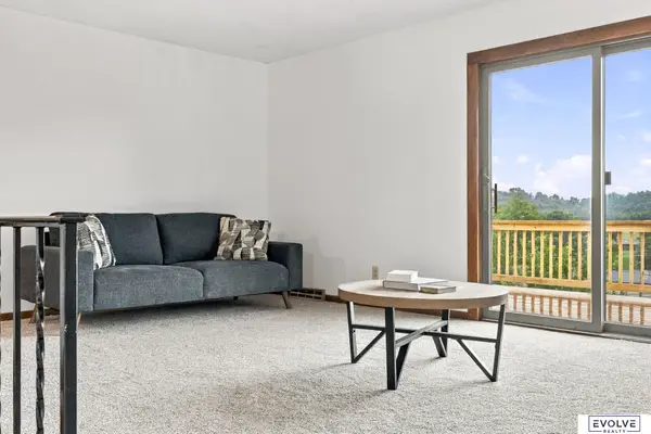 500 Highland Acres Loop, Council Bluffs, IA 51503