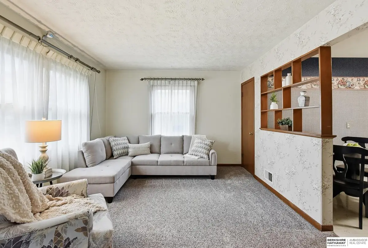 7013 S 41 Street, Bellevue, NE 68147 - #1