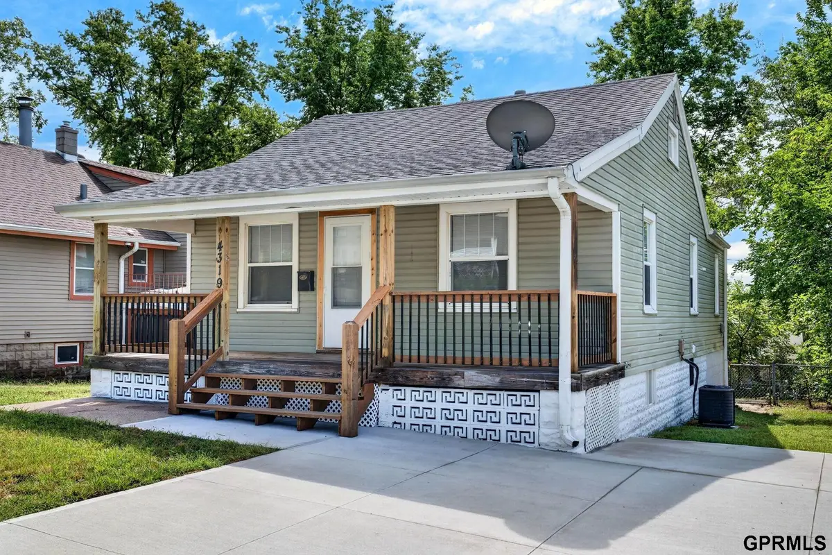 4319 Larimore Avenue, Omaha, NE 68111 - #1