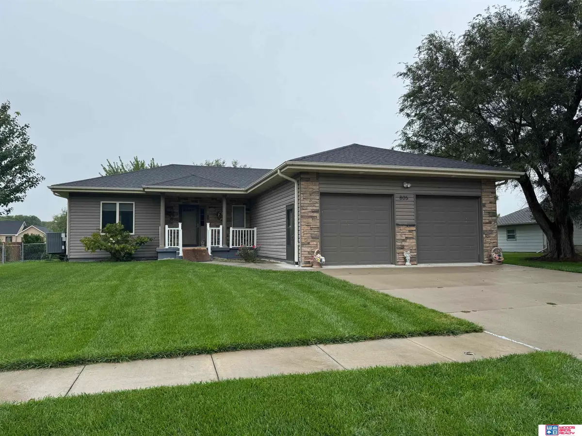 805 E 7th Street, Stromsburg, NE 68666 - #1