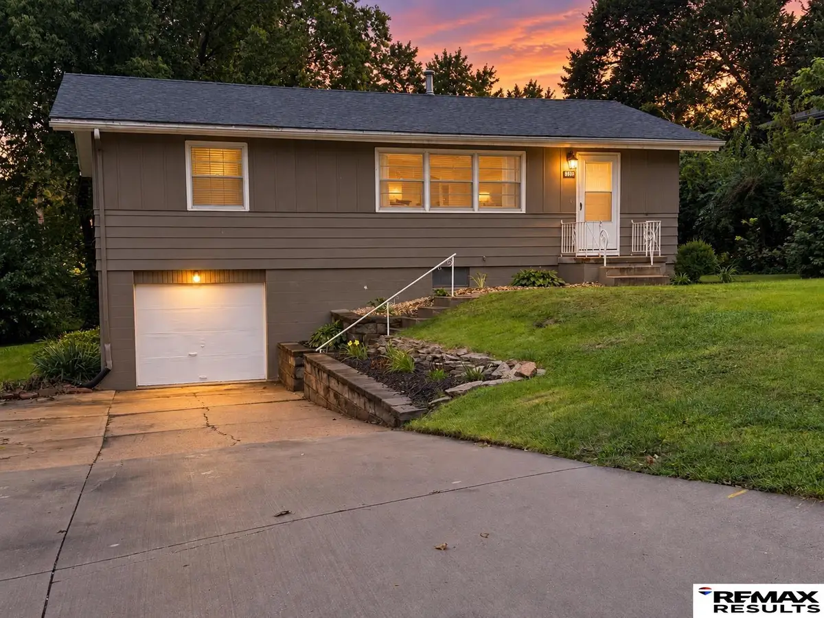 8809 Nicholas Street, Omaha, NE 68114 - #1