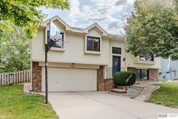6725 N 108 Avenue, Omaha, NE 68164