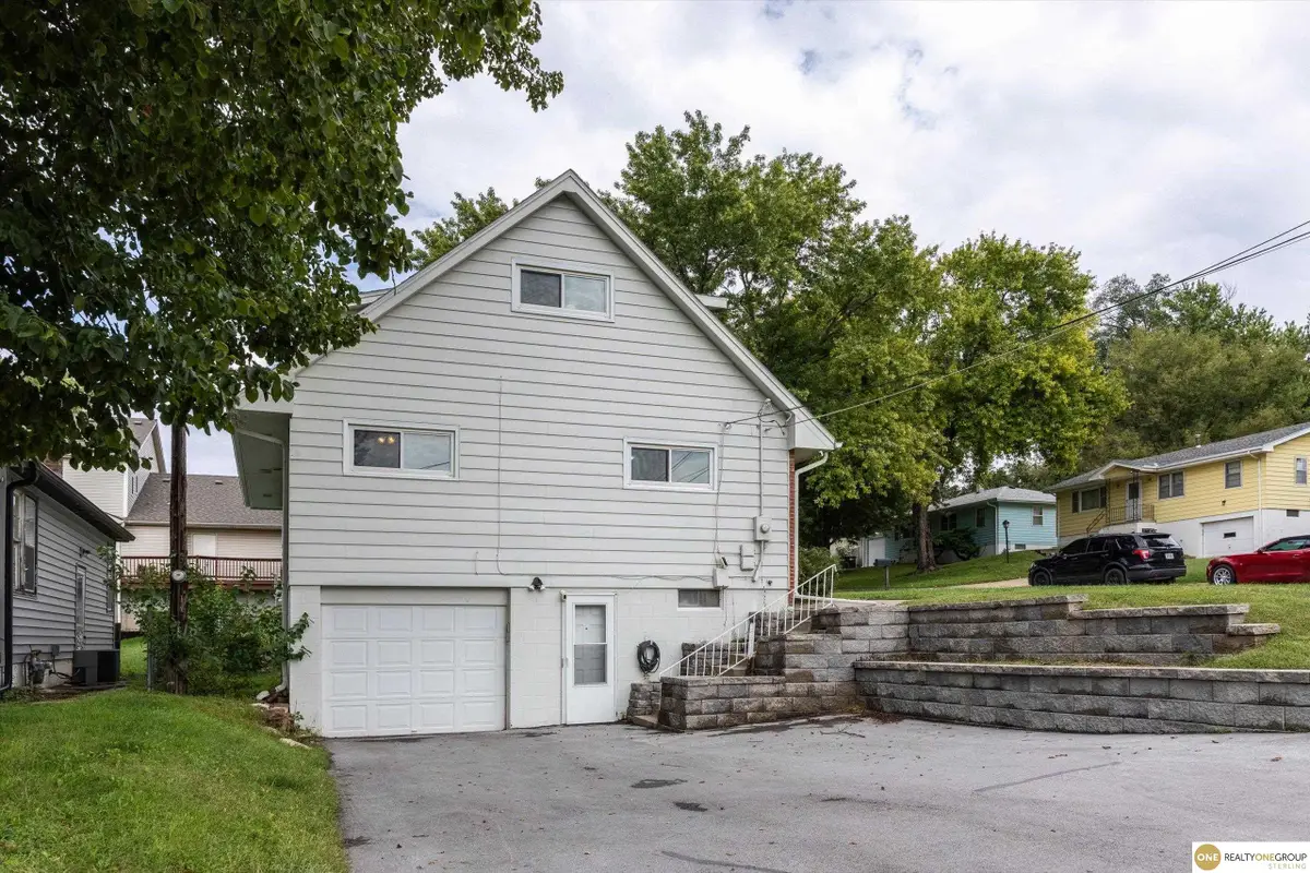 3222 S 59th Street, Omaha, NE 68106 - #1
