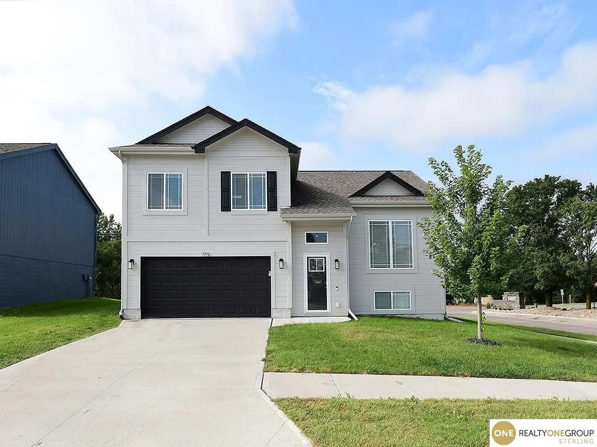7772 N 86th Avenue, Omaha, NE 68122 - #1