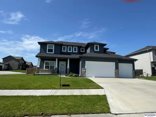 7806 S 199 Street, Gretna, NE 68028