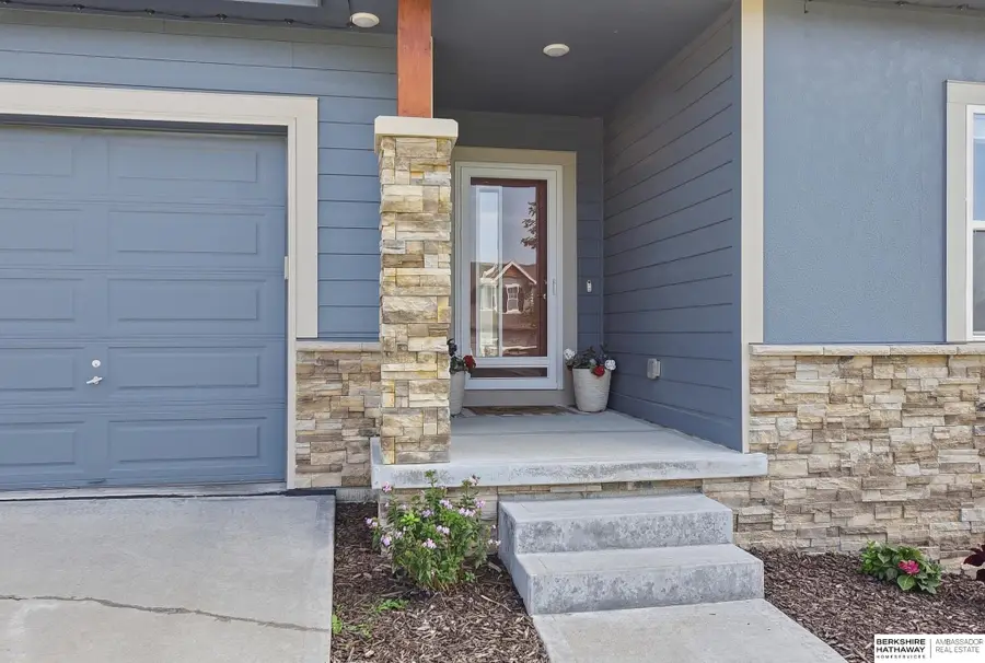 16865 Portal Street, Omaha, NE 68136 - #3