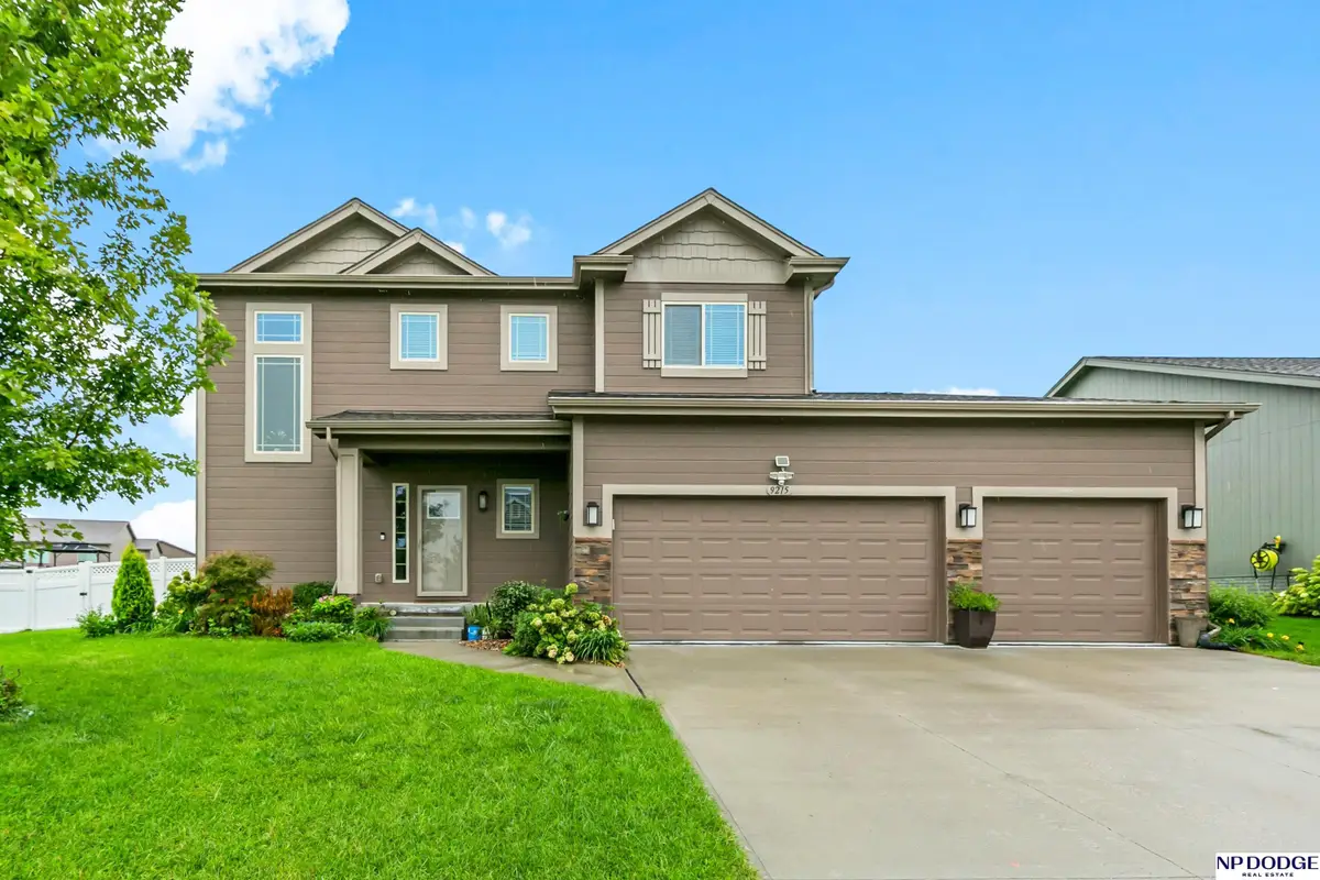 9215 S 179 Street, Omaha, NE 68136 - #1
