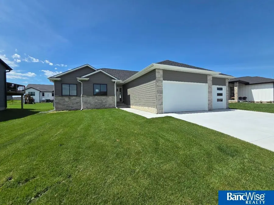 9511 Dalton Drive, Lincoln, NE 68516 - #3