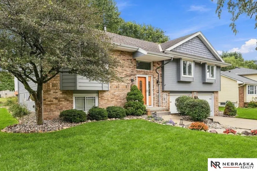 637 S 215th Street, Omaha, NE 68022 - #2