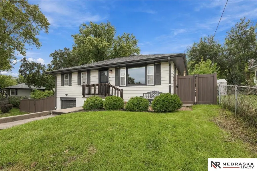 7741 Richmond Drive, Omaha, NE 68134 - #2