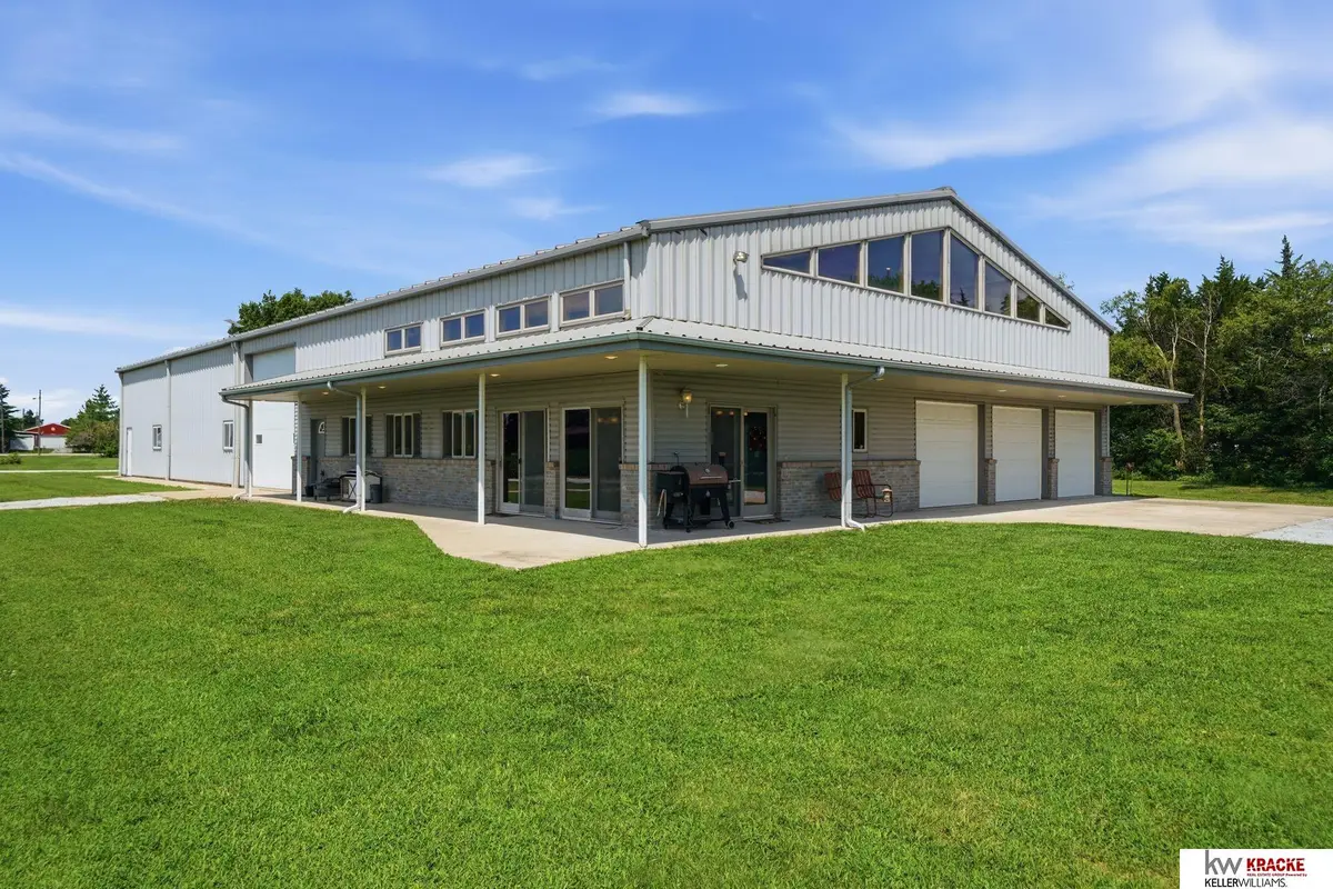 602 W 2nd Street #Option 2, Blue Springs, NE 68318 - #1