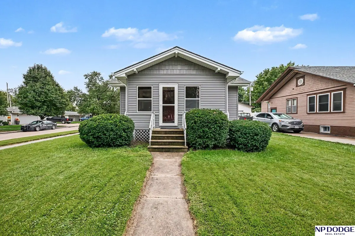 101 W Whittingham Street, Valley, NE 68064 - #1