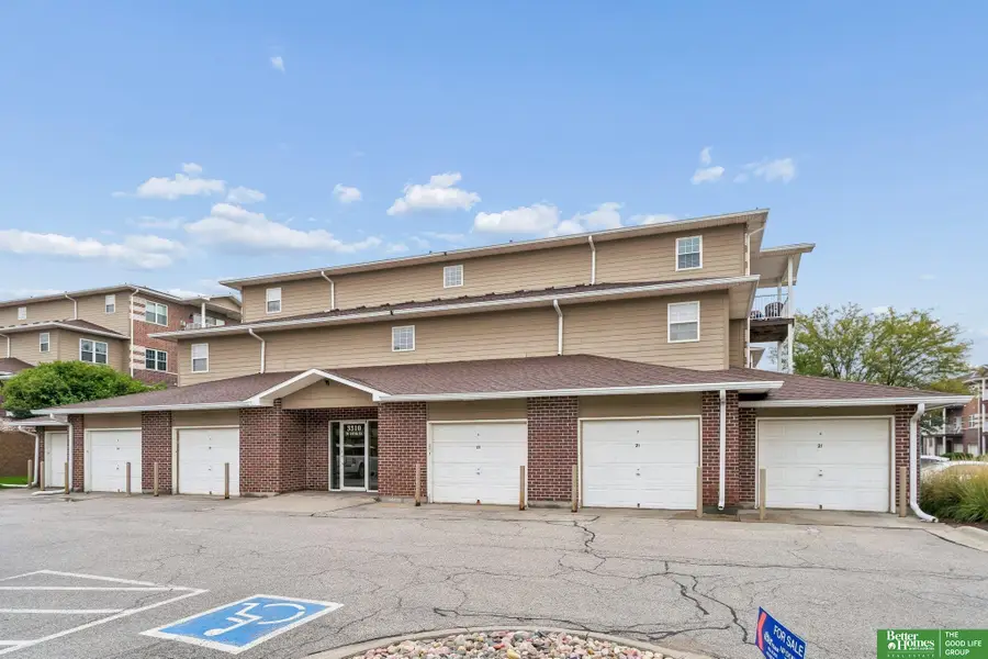 3310 N 147 Court #2107, Omaha, NE 68116 - #2