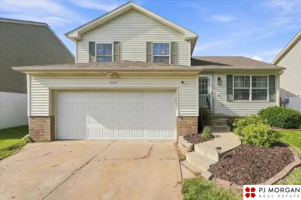13008 Nebraska Avenue, Omaha, NE 68164
