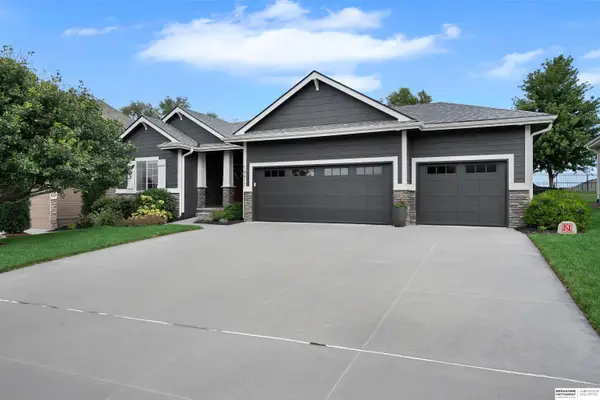 19912 Maple Street, Gretna, NE 68068
