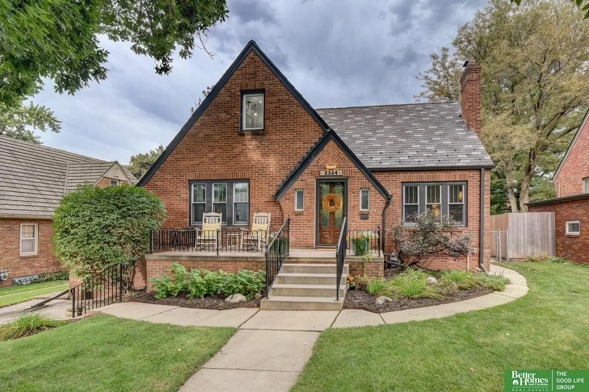 2324 N 52nd Street, Omaha, NE 68104 - #1