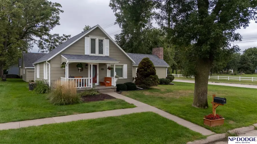 111 4th Street, Friend, NE 68359 - #3