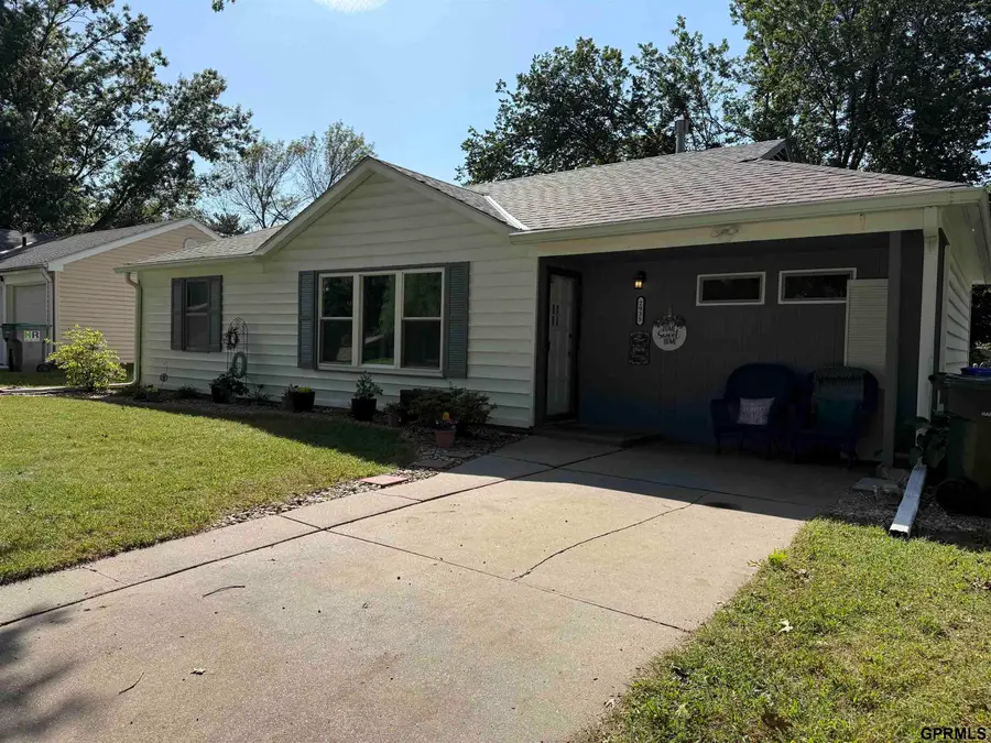 2935 S 35th Street, Lincoln, NE 68506 - #2