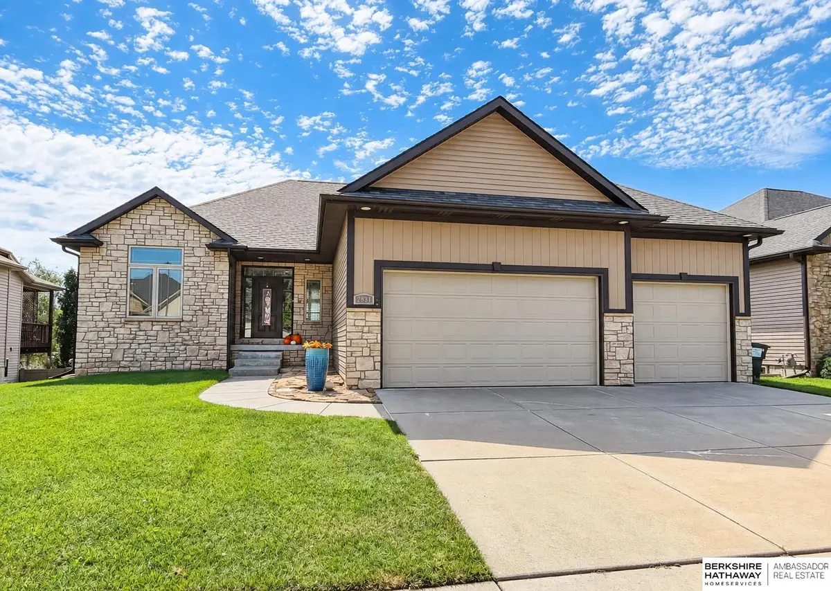 2831 Shadowbrook Drive, Lincoln, NE 68516 - #1