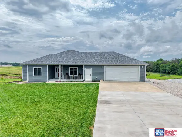 2601 Jacs Lane, Lincoln, NE 68523