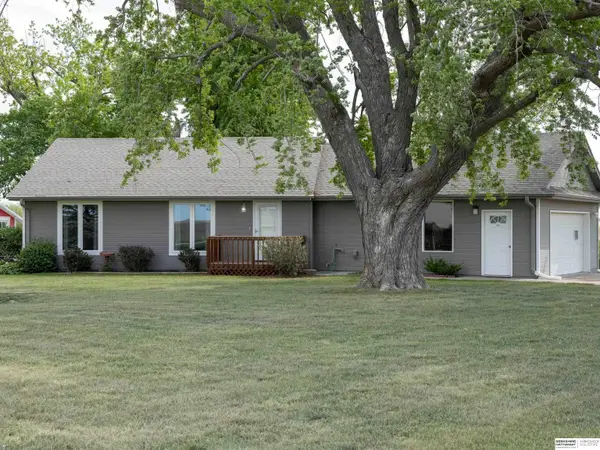 12105 144th Street, Louisville, NE 68037