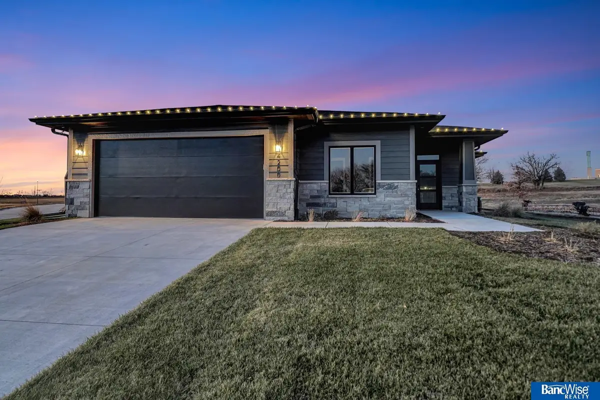 4200 Bluebell Court, Lincoln, NE 68516 - #1