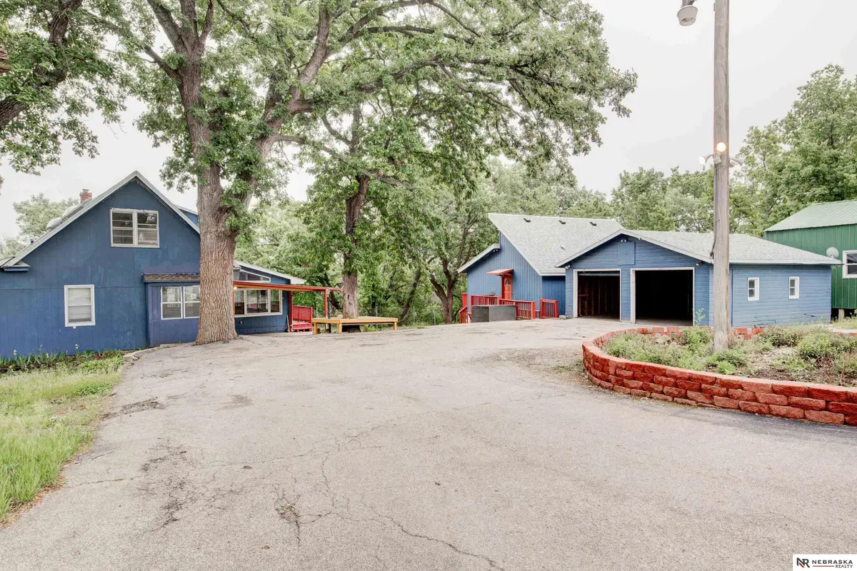 9861 N 60th Street, Omaha, NE 68152 - #1