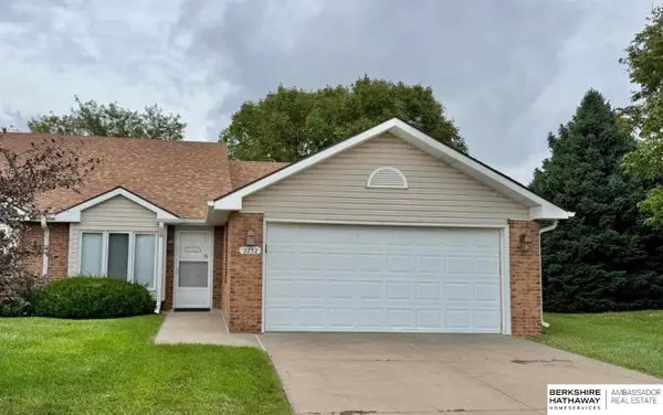 2232 Marigold Circle, Lincoln, NE 68521