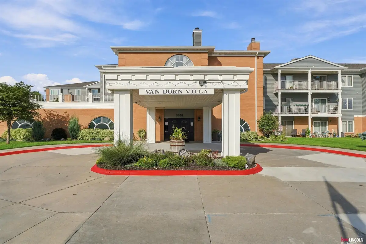 3001 51 Street Court #423, Lincoln, NE 68506 - #1