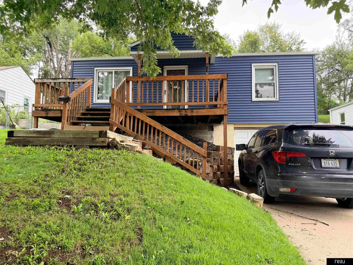 9613 N 31 Street, Omaha, NE 68112 - #1