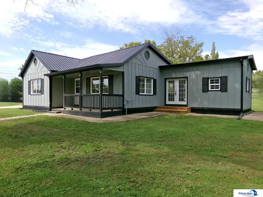 650 Pleasant Street, Beatrice, NE 68310 - #3