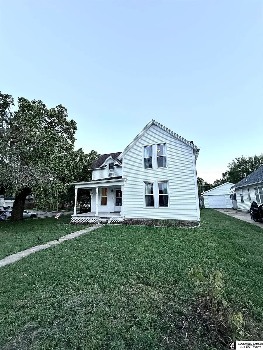 1423 High Street, Beatrice, NE 68310 - #2