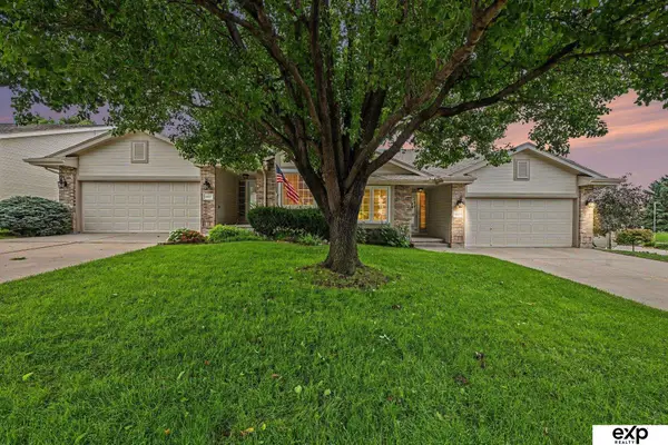 16609 Monroe Street, Omaha, NE 68135